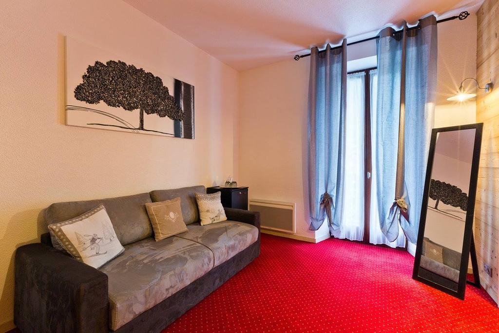 Hotel Le Bellevue Thollon-les-Memises Phòng bức ảnh